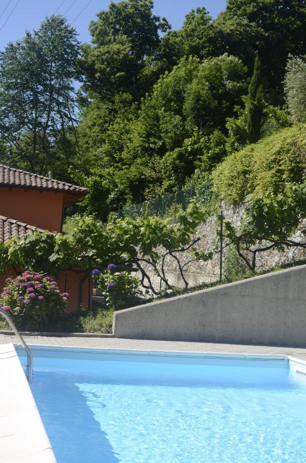 Anma Cottages The Secret Garden Pianello Del Lario Bagian luar foto