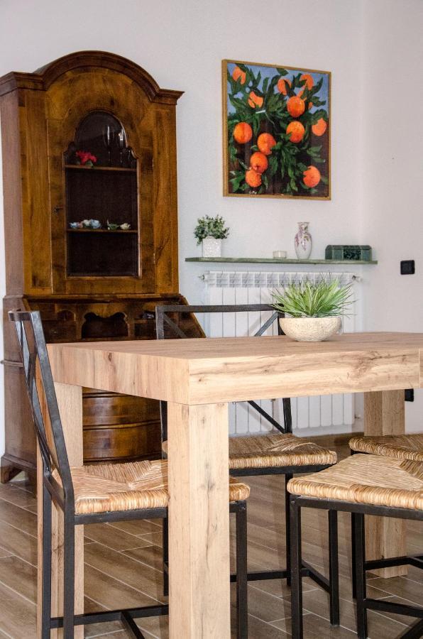 Anma Cottages The Secret Garden Pianello Del Lario Bagian luar foto